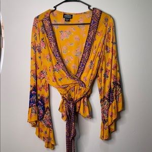 NWOT Angie Boho Tie Waist Top